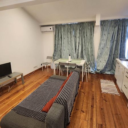 Daora Lisbon Low Cost Hostel 外观 照片
