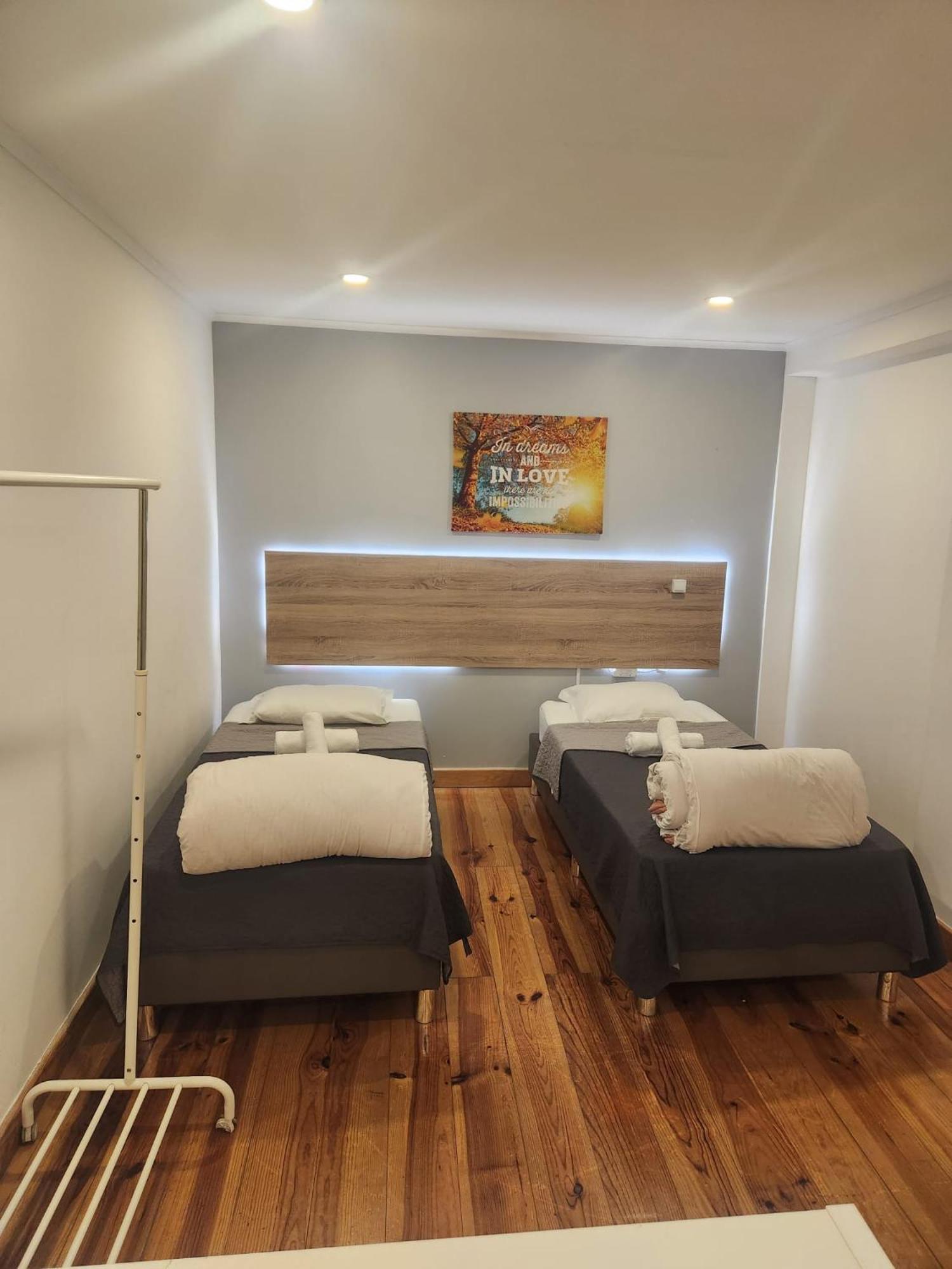 Daora Lisbon Low Cost Hostel 外观 照片