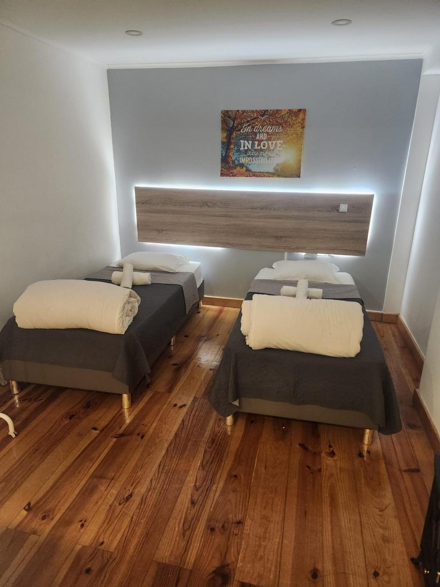 Daora Lisbon Low Cost Hostel 外观 照片