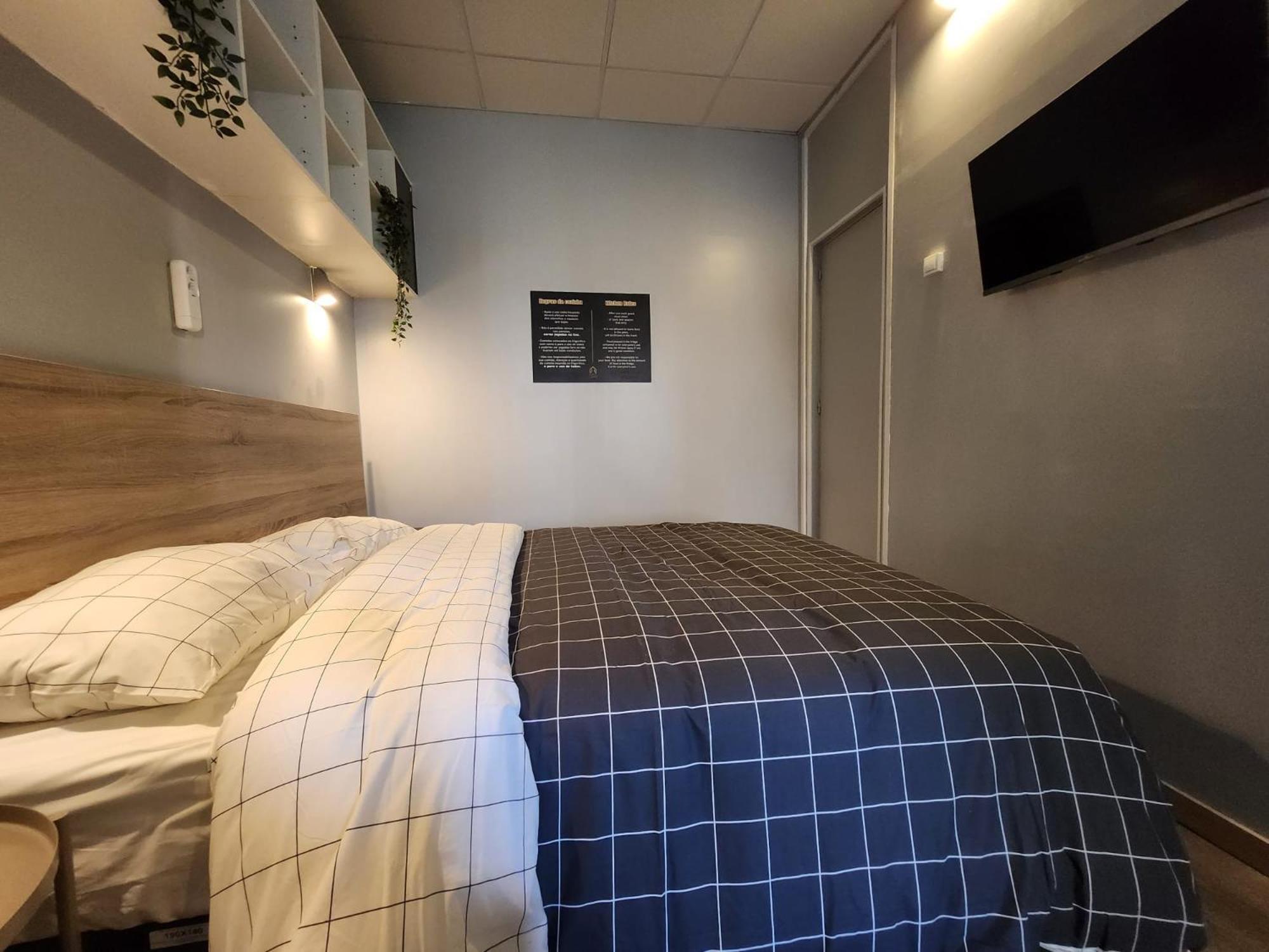 Daora Lisbon Low Cost Hostel 外观 照片